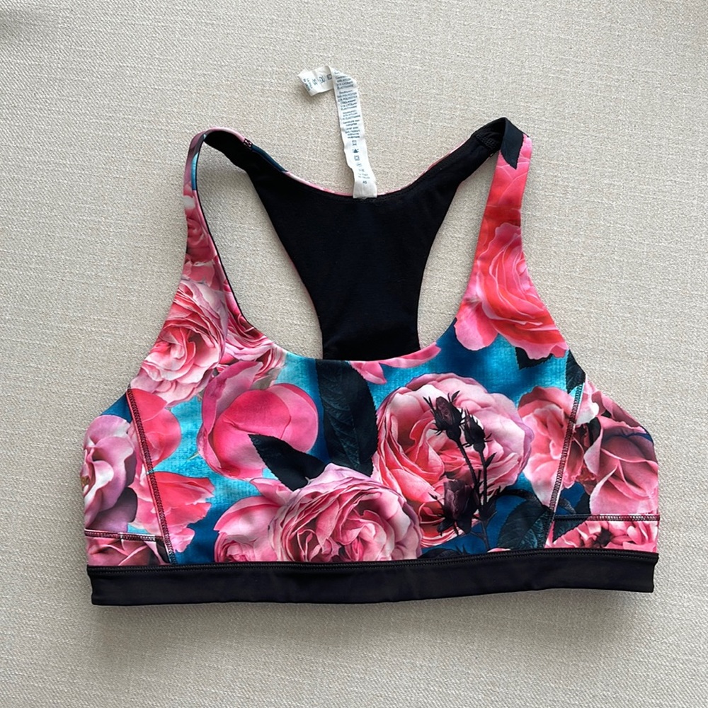 Lululemon like new sports bra size 10